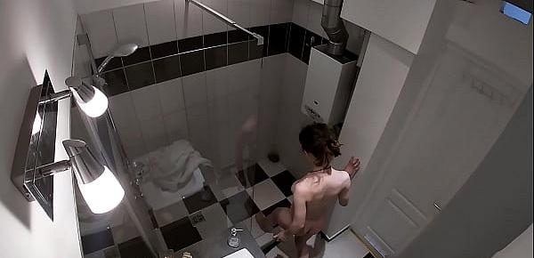  HIDDEN CAM - Spying my sister in the shower